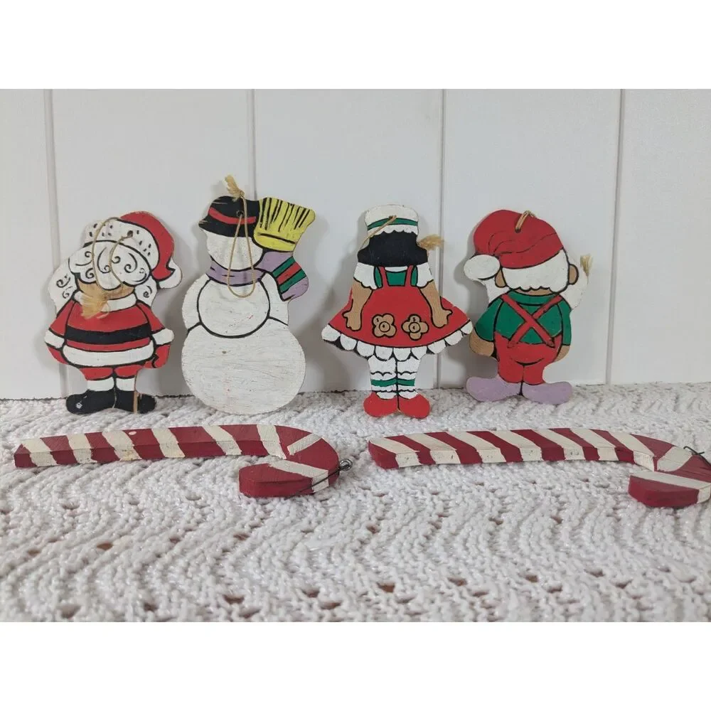 Vintage hand painted wooden flat ornaments - 1980's - 6
